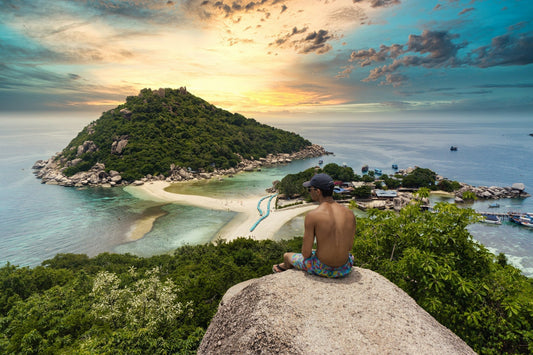 GreenBlog#4 🌿 High Times: 5 Must-Visit Cannabis-Friendly Destinations for 2025